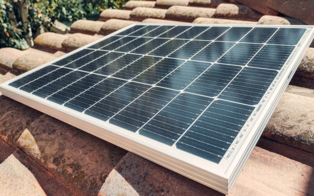El seguro de hogar cubre las placas solares